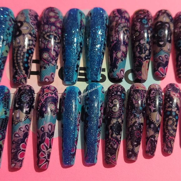 Blue Shimmer and Purple Mystique Abstract Distressed Design Xl Ballerina Nails - Picture 2 of 4